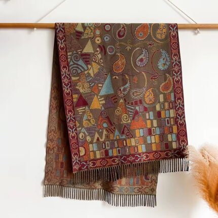 Vintage Charm Shawl - Green